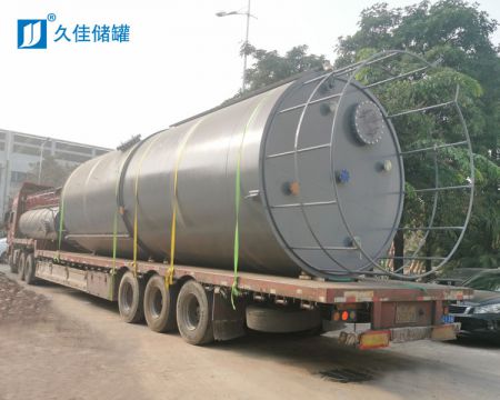 30m3工业烧碱储罐（碳钢）